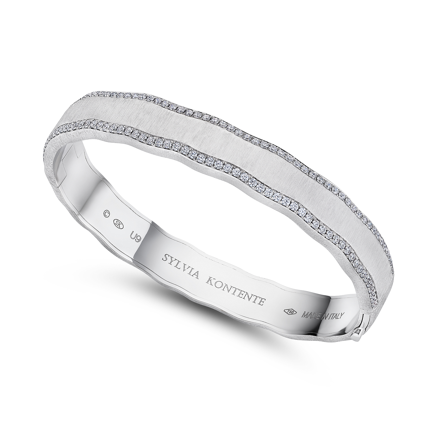 Curves&nbsp;<br>White Gold & Diamond Bracelet